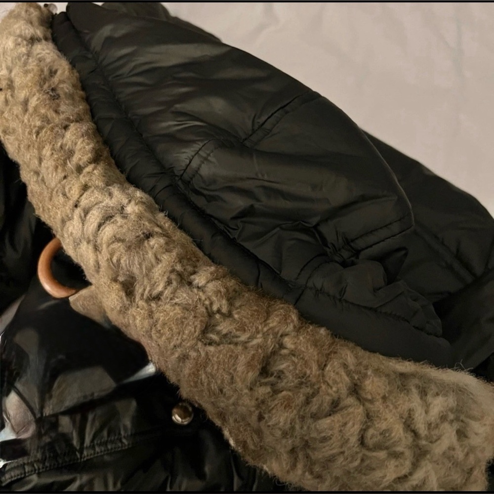 Michael Kors Puffer Jacket with Fur Hood - Picture 4 of 6
